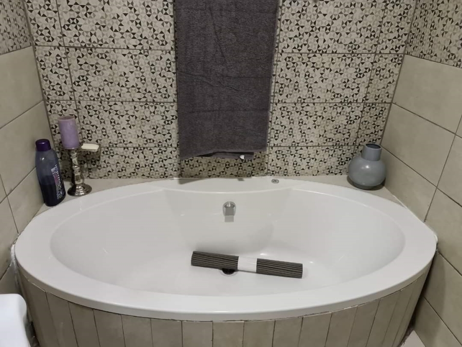 2 Bedroom Property for Sale in Parys Free State
